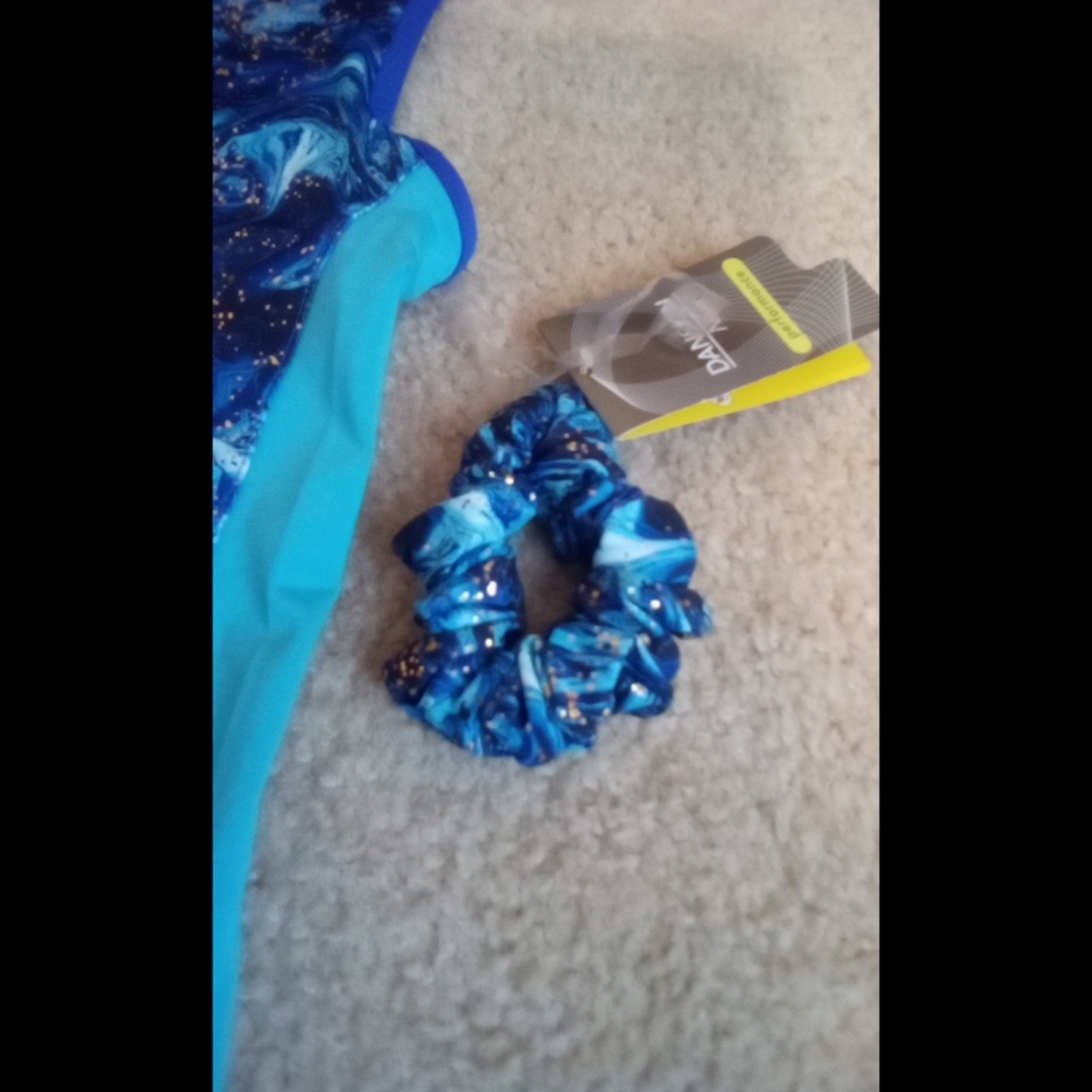 Blue and gold kids jumpsuit thatcome with hair tie - Picture 2 of 4